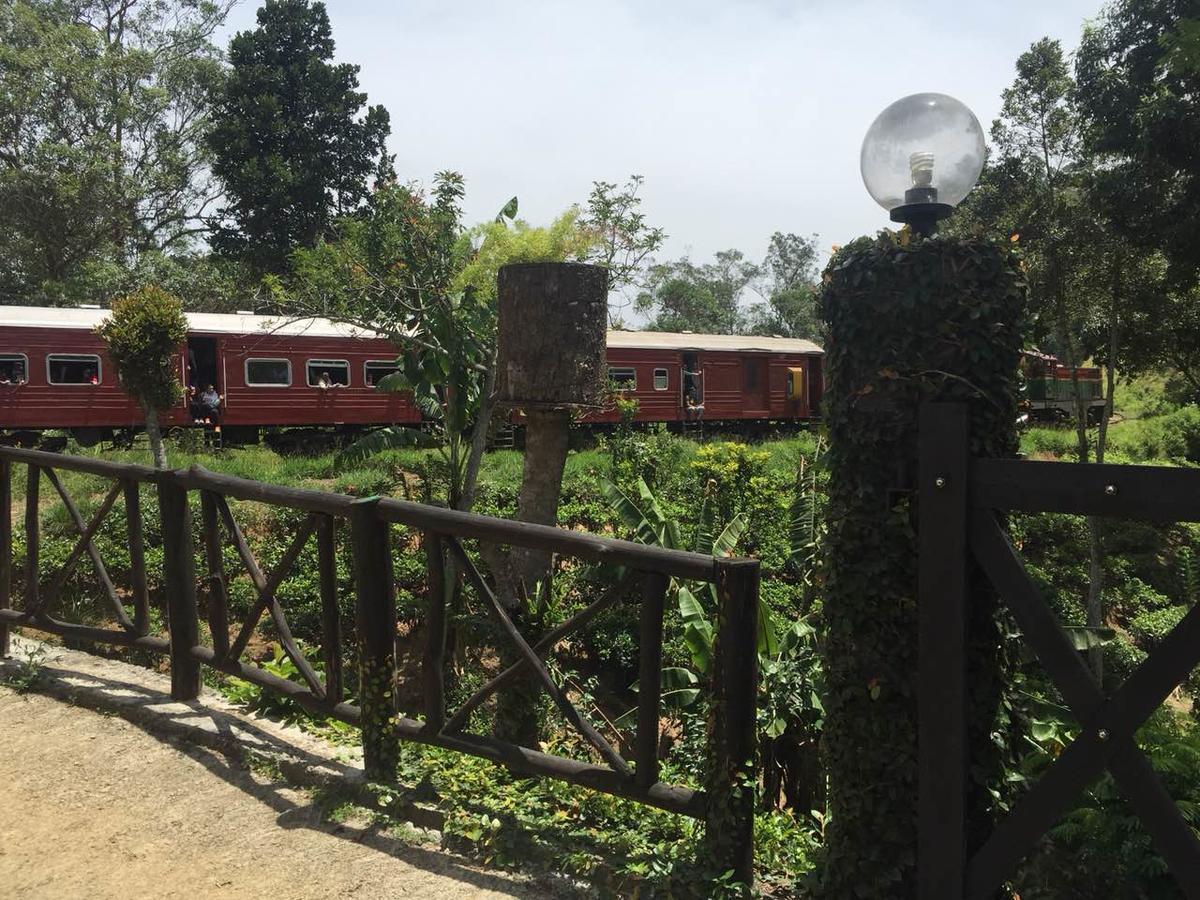 Train View Chalet 호텔 반다라웰라 외부 사진